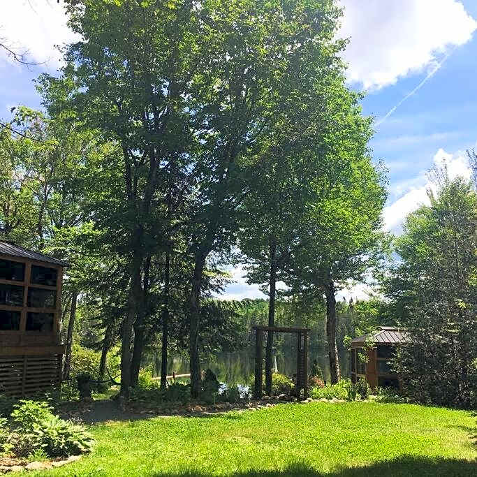 Ty-Llyn - Lakeside Spa Retreat