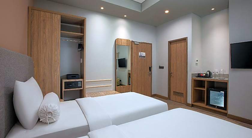 Harper Banjarmasin by ASTON