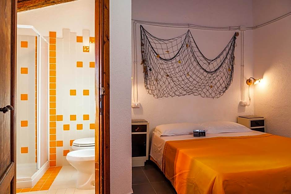 The Old Farm Asfodeli - Adults Only