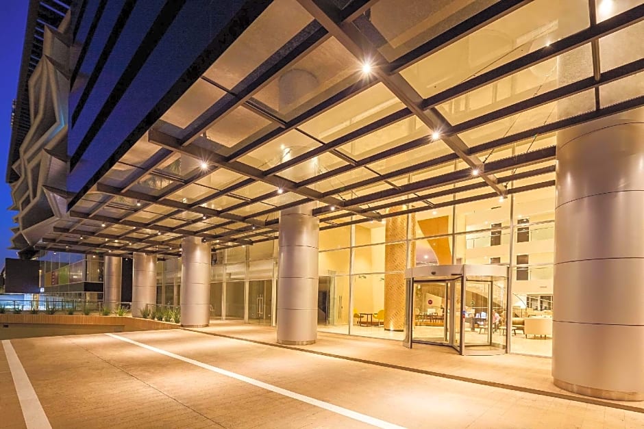 Radisson Hotel Santa Cruz