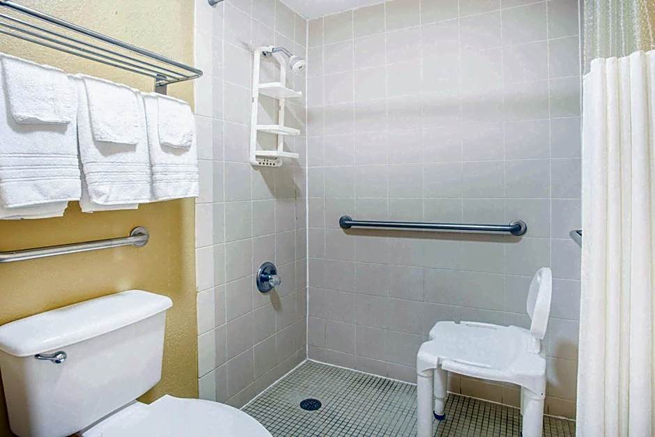 Days Inn by Wyndham Athens