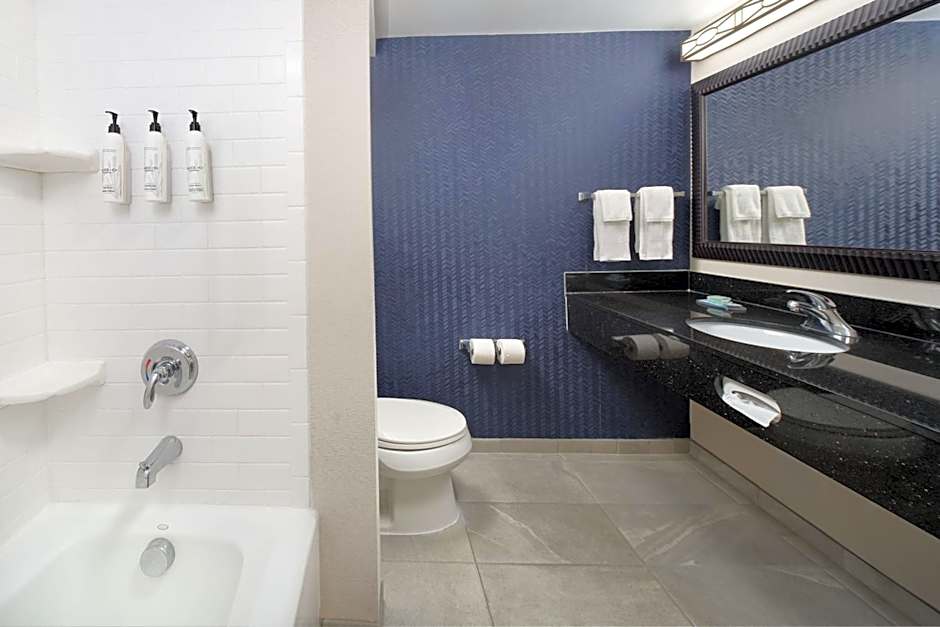 Fairfield Inn & Suites by Marriott Columbia Northeast