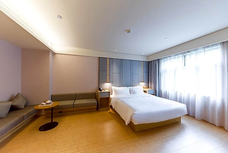JI Hotel Shanghai Xuhui Yueyang Road