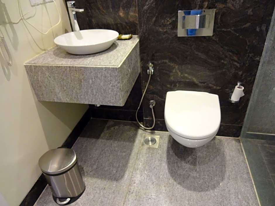 Amanora The Fern Hotels & Club