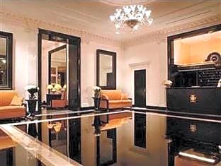 The Carlyle, A Rosewood Hotel