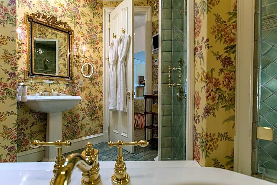 The Chanler at Cliff Walk