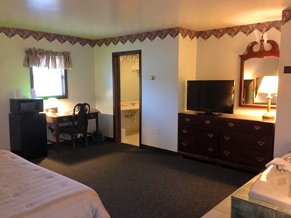 Fred's Inn Restaurant & Lodging