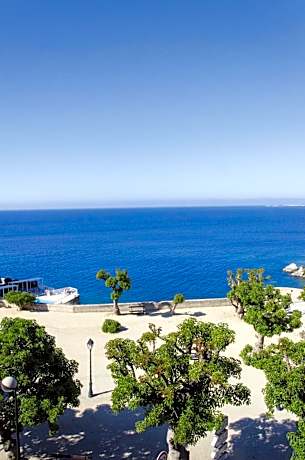Twin Room with Sea View