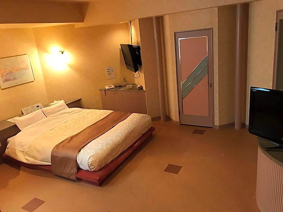 Hotel Tiffany (Adult Only)