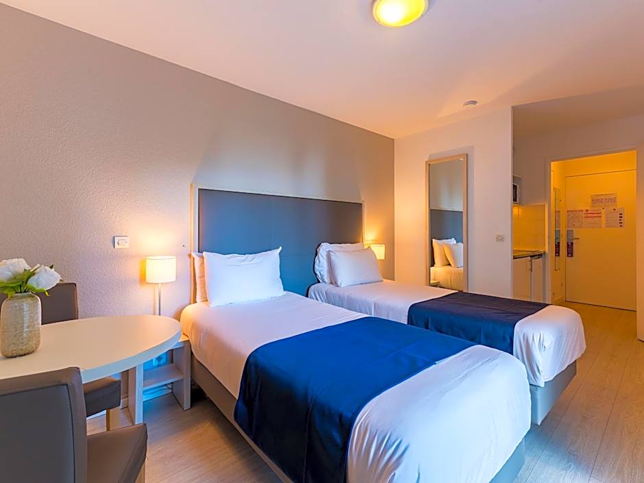 Séjours & Affaires Pantin Charles De Gaulle