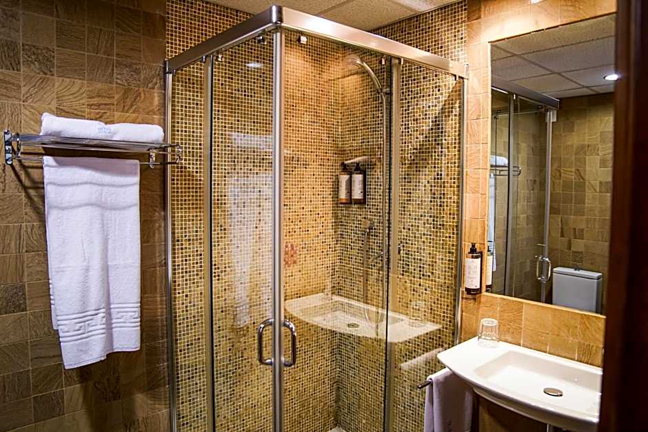 Hotel Baeza Monumental by eme hoteles