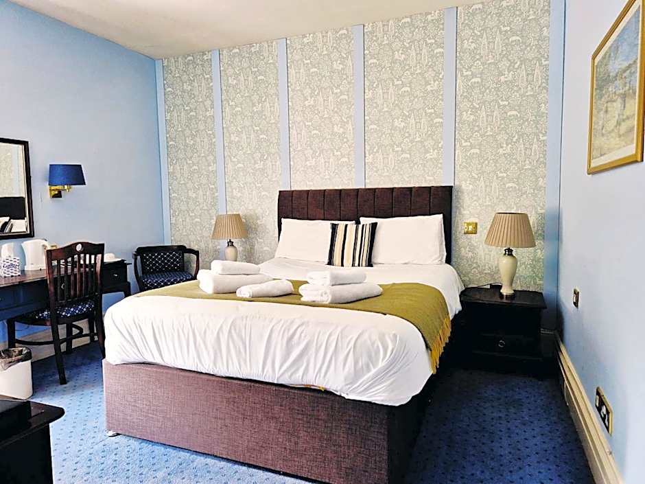 The Devil's Punchbowl Hotel