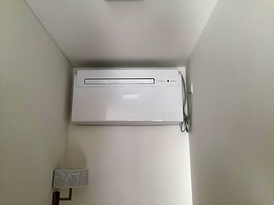 Burg Rooms - 24h Self-Check-in