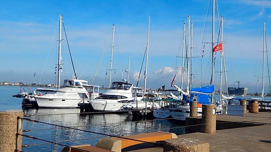 Moody Gardens Hotel Spa And Convention Center