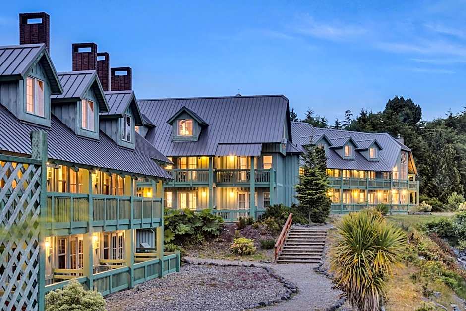 Canadian Princess Lodge & Marina