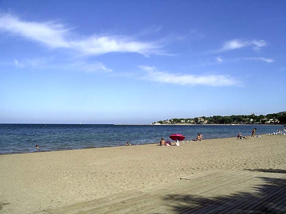 151 Tropicana Park 30 - Deniasol