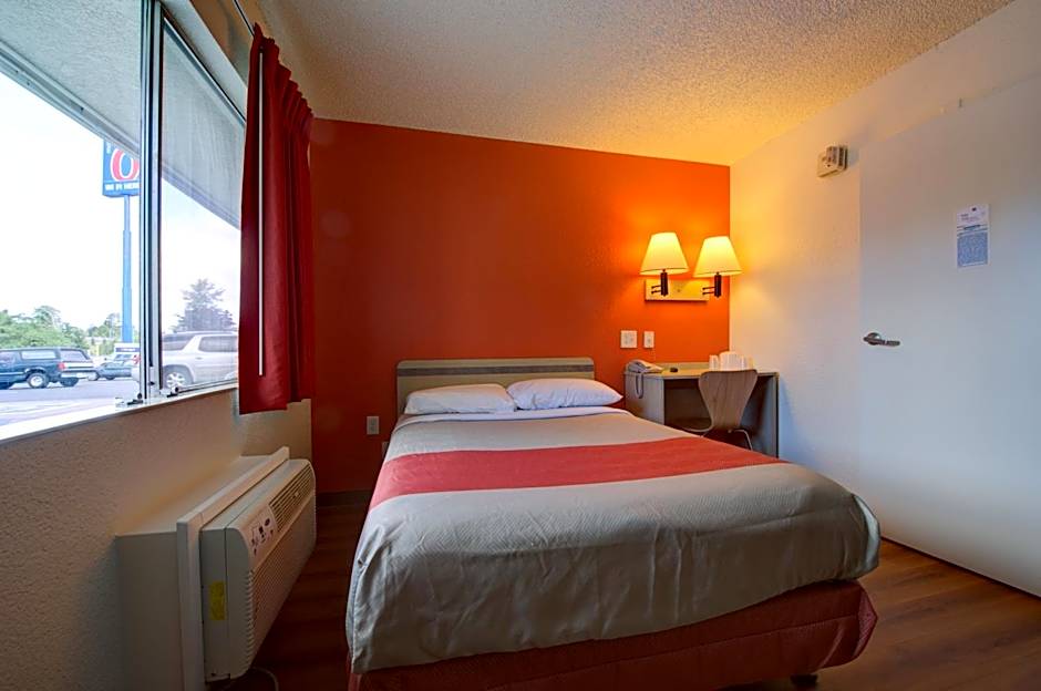 Motel 6-Seattle, WA - Airport