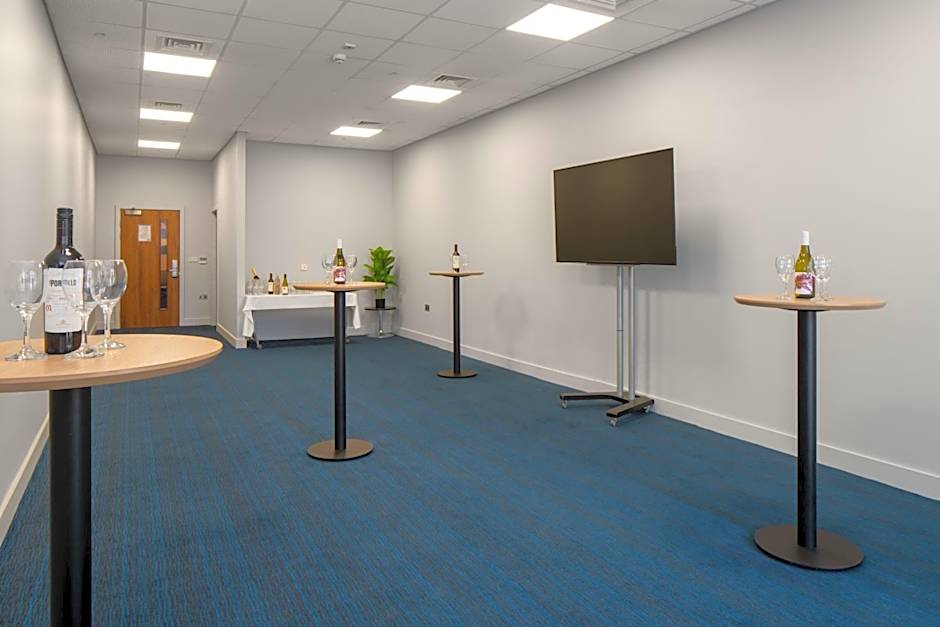 Holiday Inn Express Birmingham-Snow Hill By IHG