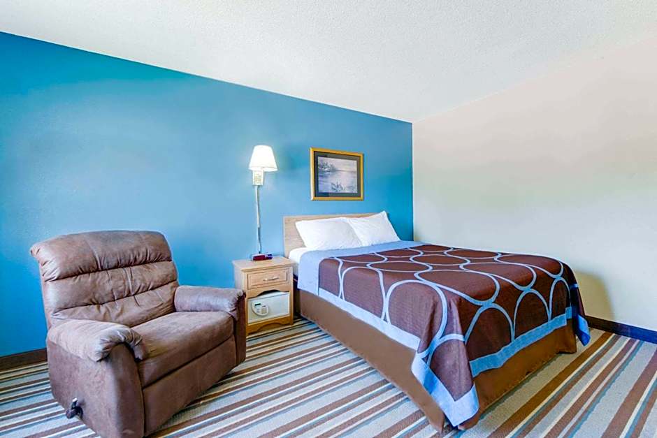Super 8 by Wyndham Burlington