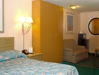 Super 8 by Wyndham Kissimmee-Orlando