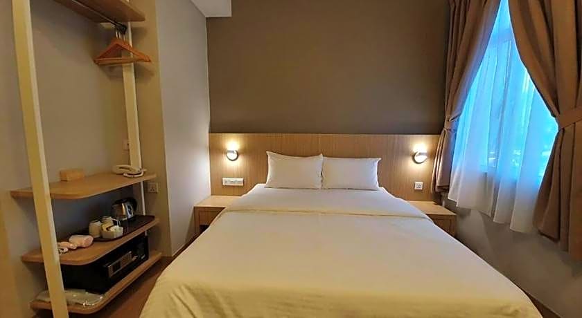 Walk In Hotel