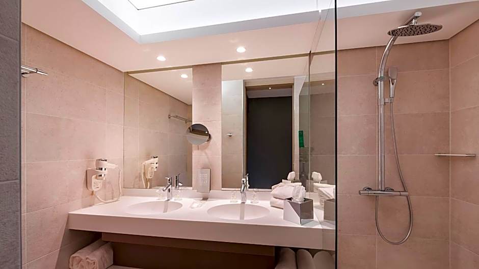 Voco Strasbourg Centre The Garden By IHG