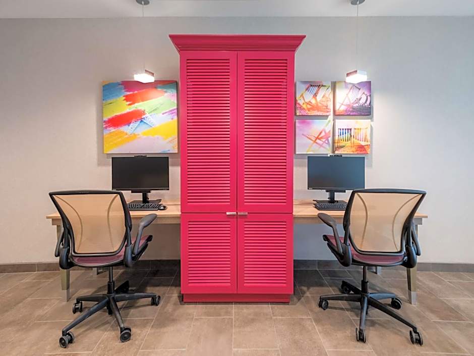 Home2 Suites by Hilton Santa Rosa Beach