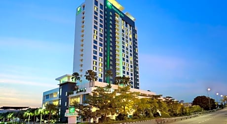 Holiday Inn Melaka By IHG