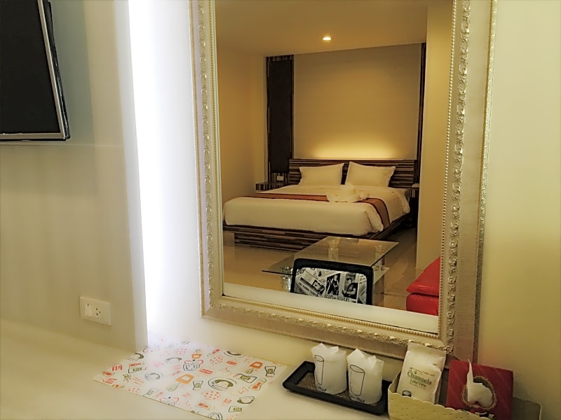 Chansuda Lake View Hotel