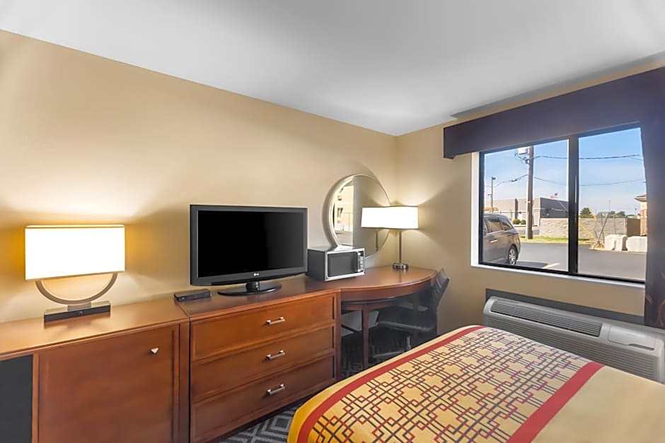 Travel Inn and Suites