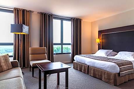 Deluxe Double Room with Golf View