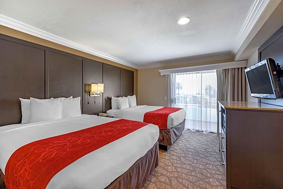 Comfort Suites San Clemente Beach