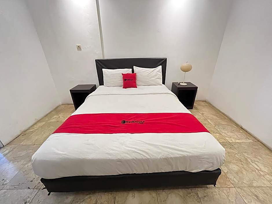 RedDoorz near Kantor Walikota Manado