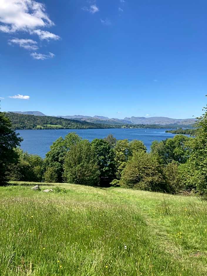 Troutbeck Hot Tub Lodge 4