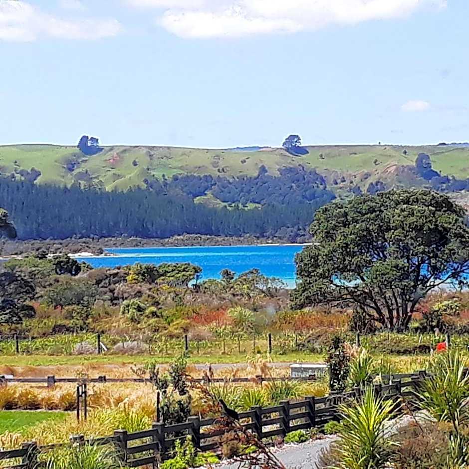 The Lakes - Kai Iwi Lakes Exclusive Retreat