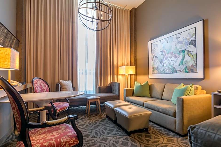 Proximity Hotel