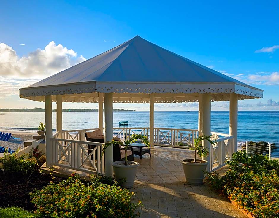 Sea Breeze Beach House All Inclusive by Ocean Hotels