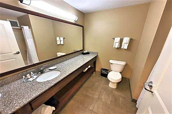 AmeriVu Inn and Suites - Chisago City