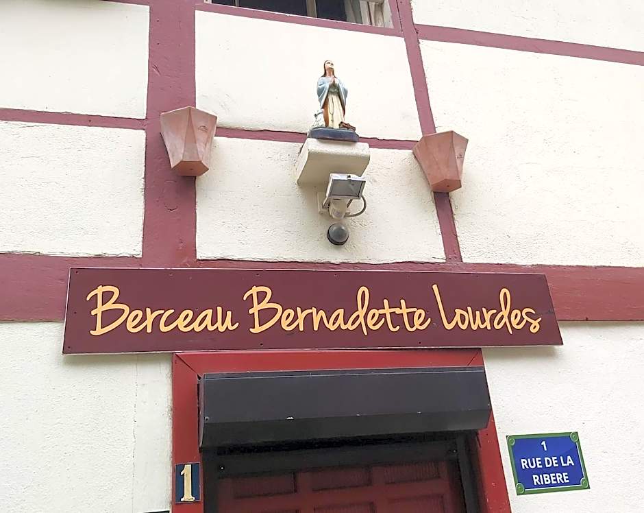 Chambres Au Berceau de Bernadette