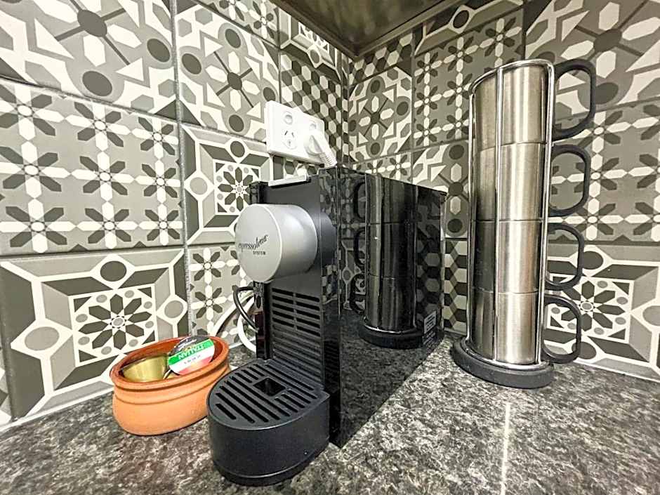 Central Subiaco Oasis 1 Bedroom Unit