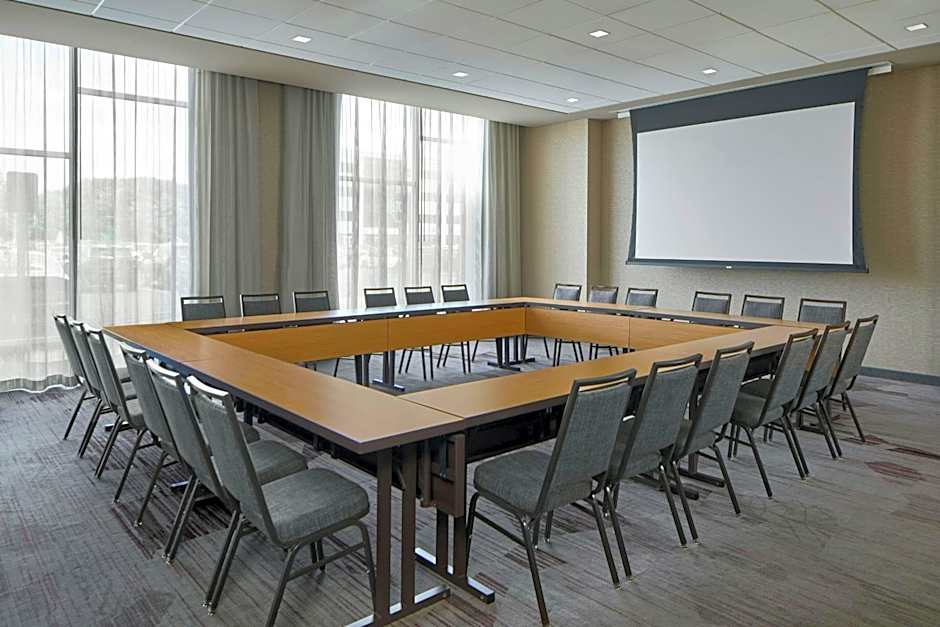 Courtyard by Marriott Albany Airport