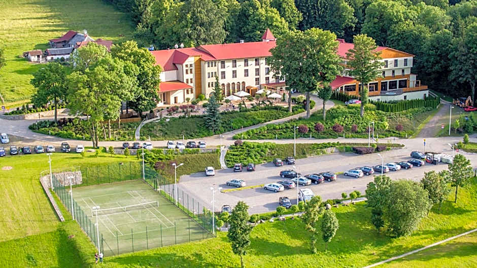 Malinowy Dwór Hotel Medical SPA