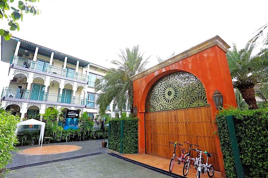 The Grand Morocc Hotel