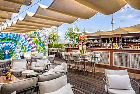 Hotel AMANO Rooms & Apartments