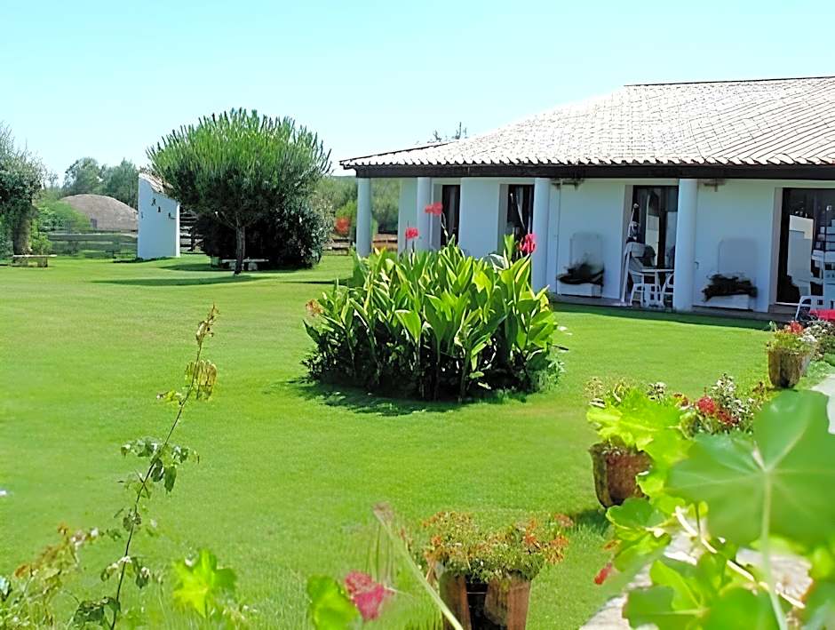 Mas de la Grenouillere Hotel et Centre equestre en pleine nature