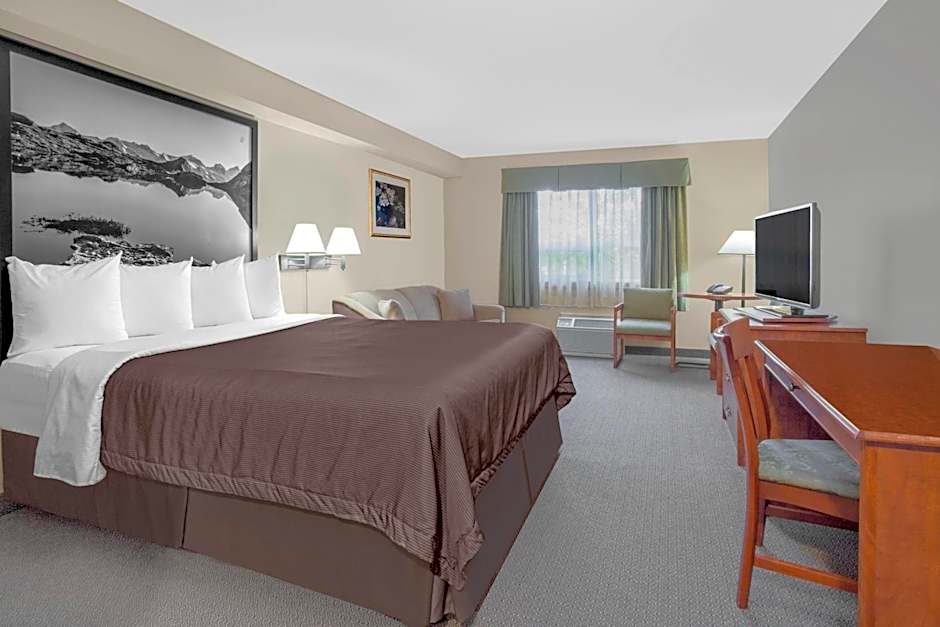 Super 8 by Wyndham Sault Ste Marie On