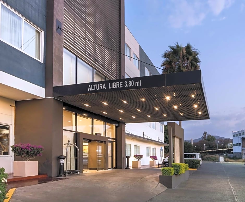 DoubleTree By Hilton Queretaro
