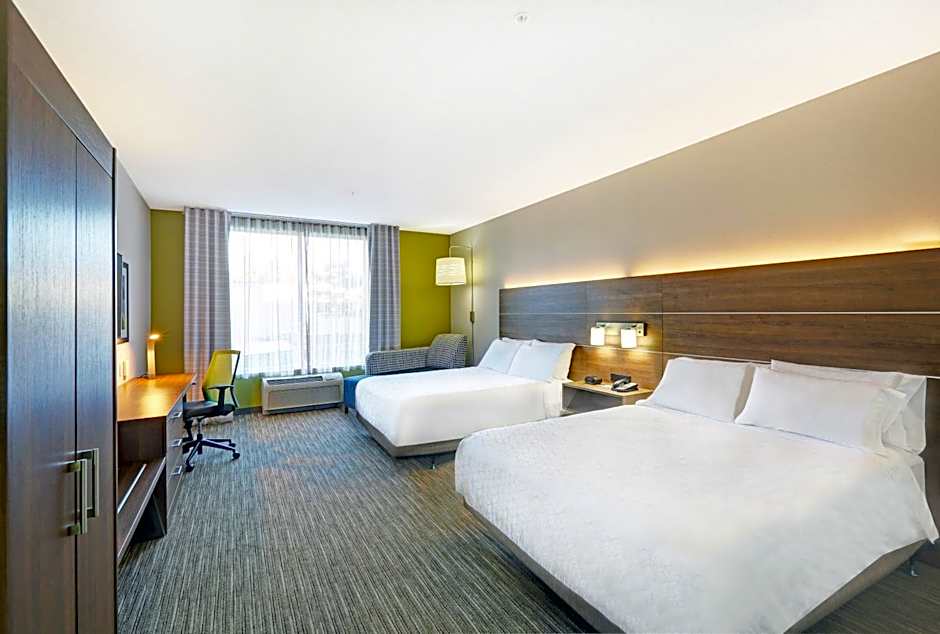 Holiday Inn Express Hotel & Suites - Woodstock By IHG