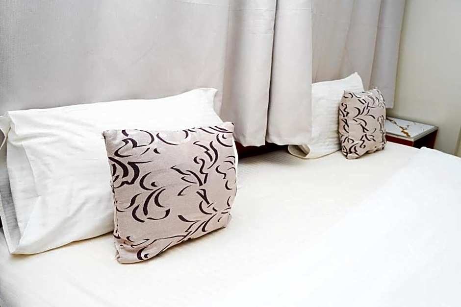 Palette Muscat Al Bayrahaa