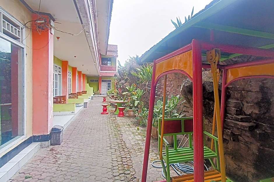 Hotel O Dienda Hayu Near Alun Alun Tastura